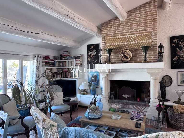 Appartement Cap-d-antibes - 2 chambres - 102m²