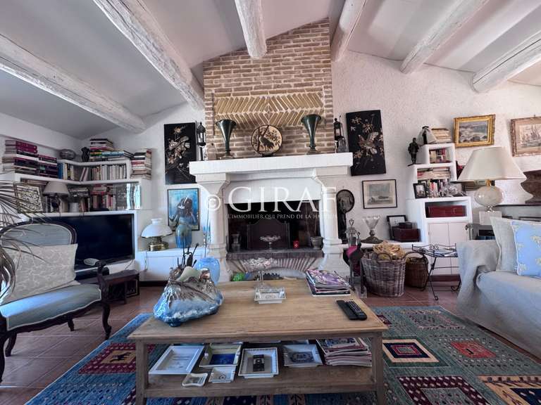 Appartement Cap-d-antibes - 2 chambres - 102m²