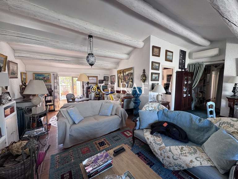 Appartement Cap-d-antibes - 2 chambres - 102m²