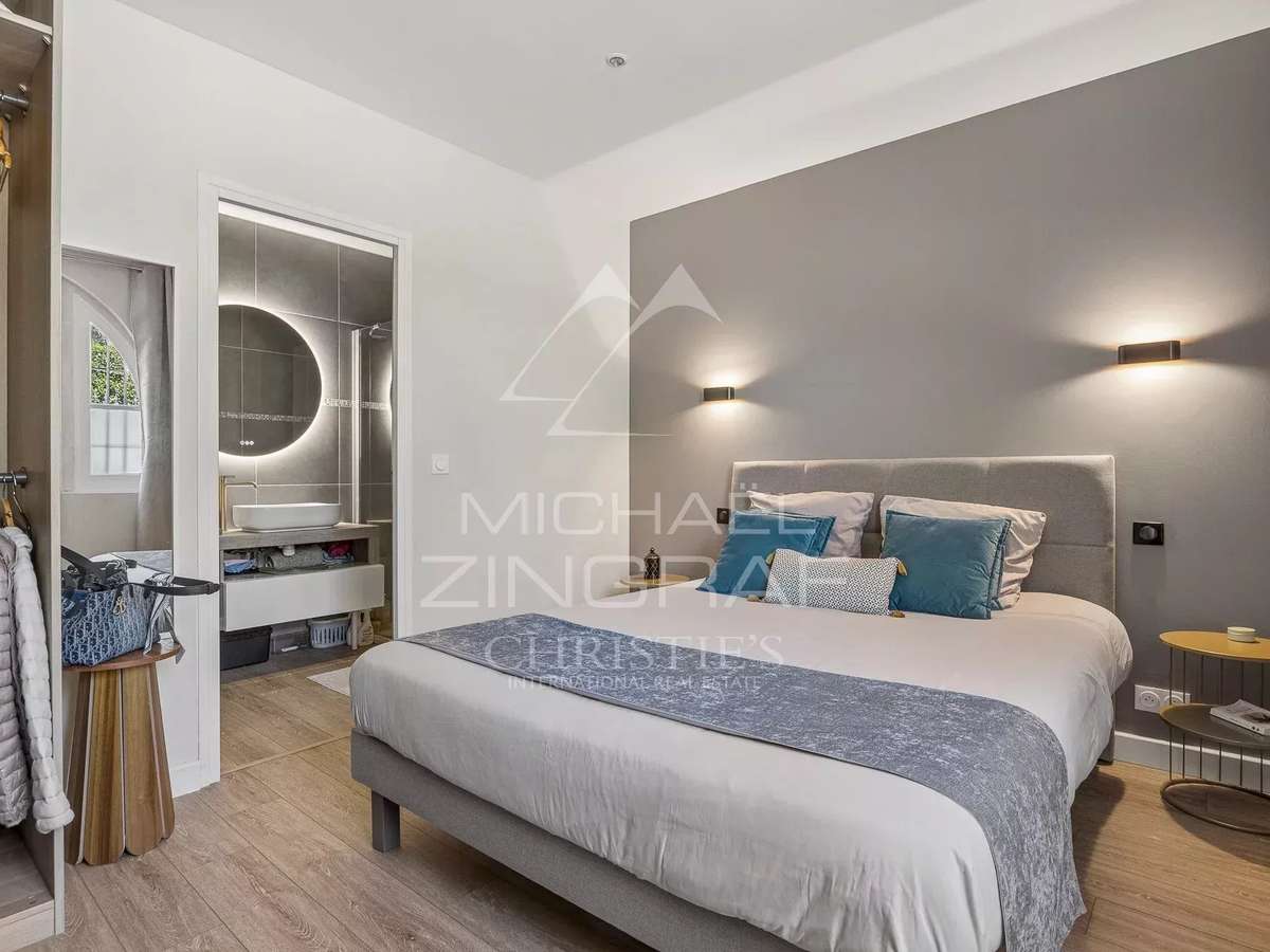 Apartment cap-d-antibes