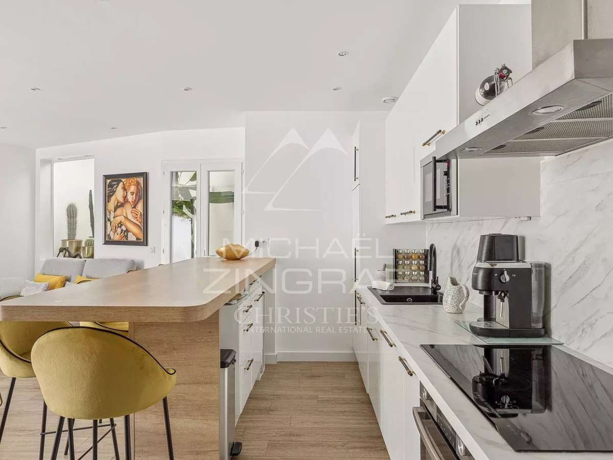 Apartment cap-d-antibes