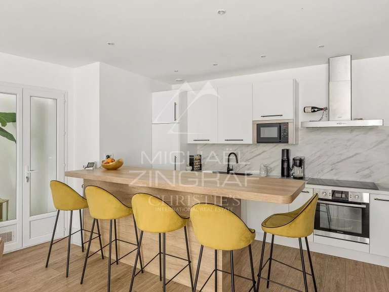 Apartment cap-d-antibes - 3 bedrooms - 149m²