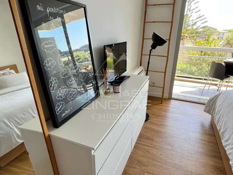 Appartement Cap-d-antibes - 2 chambres - 69m²