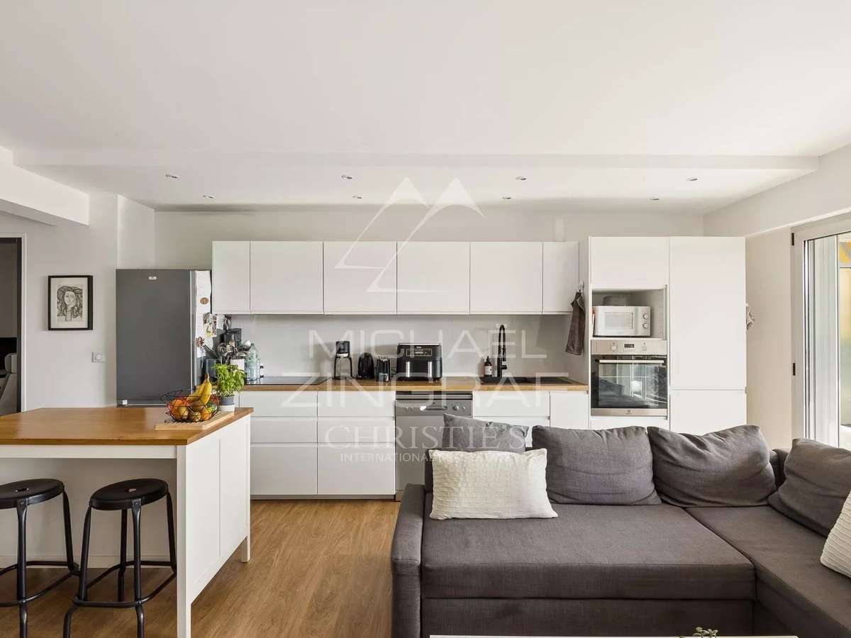 Apartment cap-d-antibes