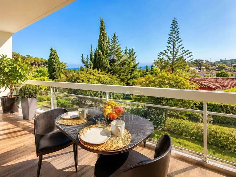 Apartment cap-d-antibes - 2 bedrooms - 69m²