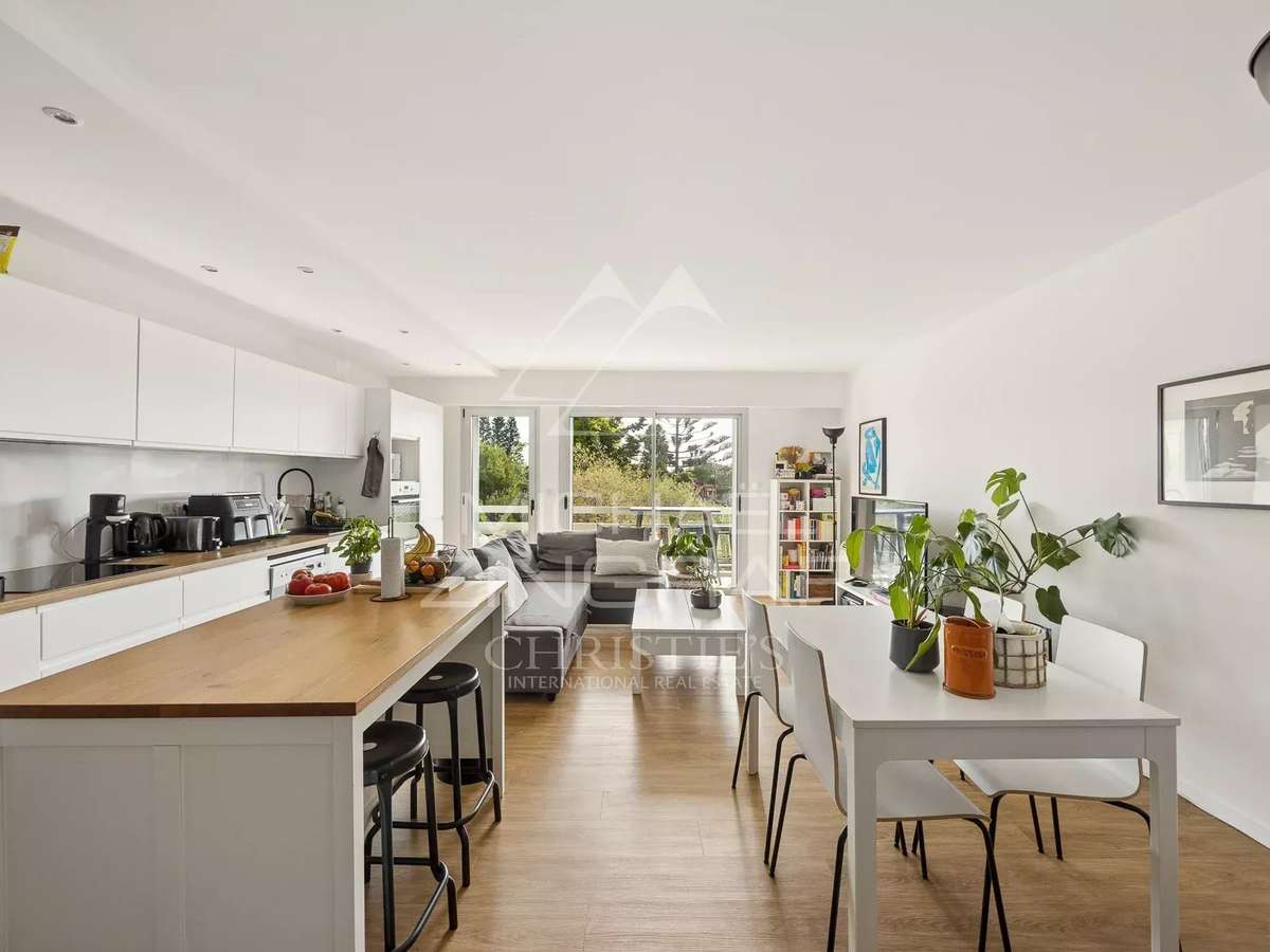 Apartment cap-d-antibes