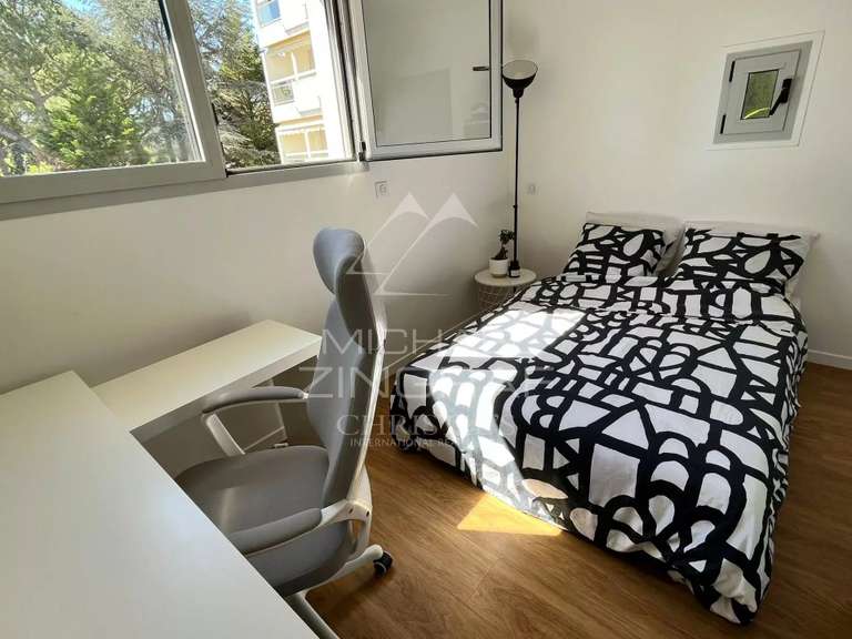 Appartement Cap-d-antibes - 2 chambres - 69m²