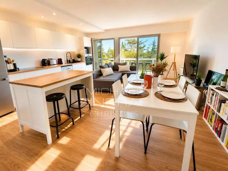 Apartment cap-d-antibes - 2 bedrooms - 69m²