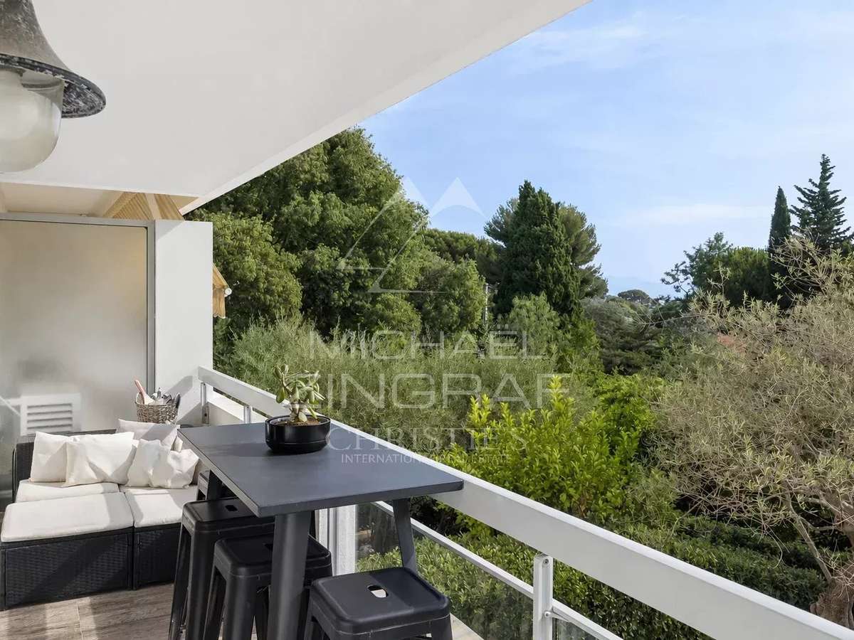 Apartment cap-d-antibes