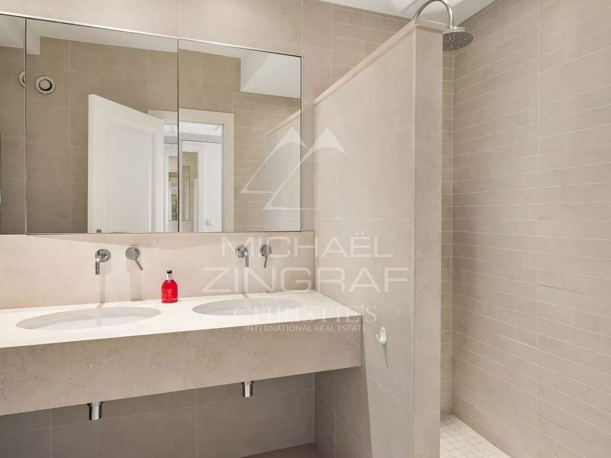 Apartment cap-d-antibes