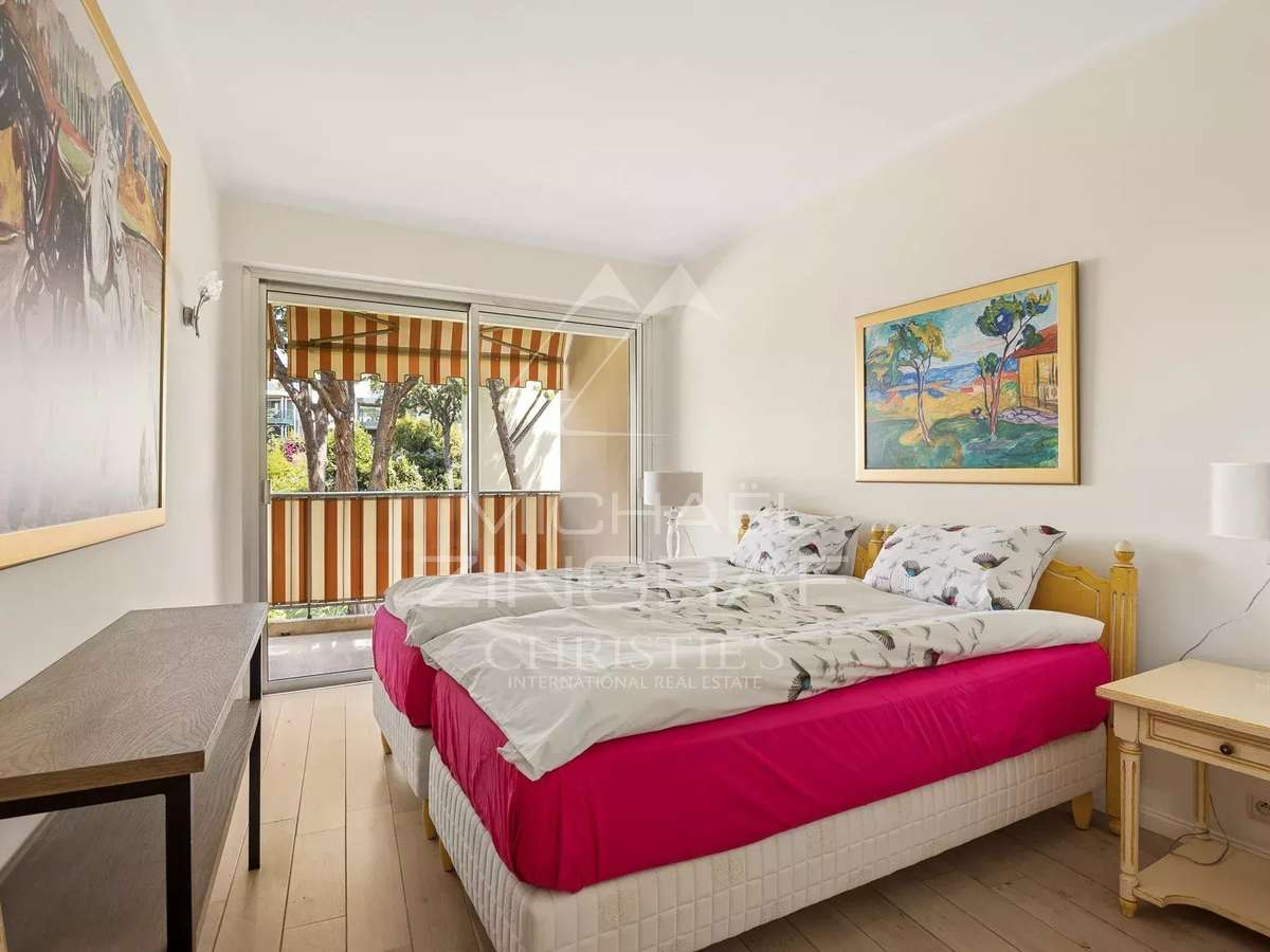 Apartment cap-d-antibes