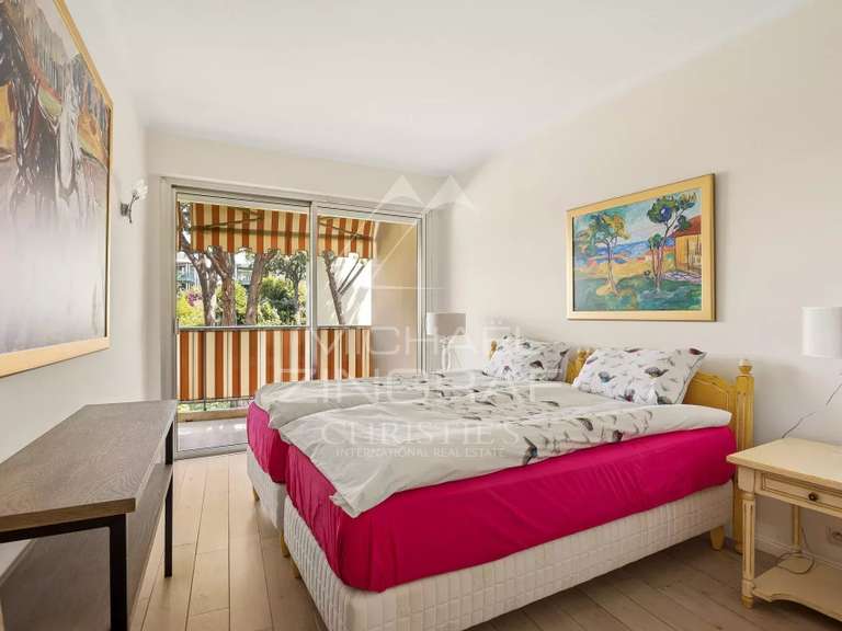Appartement avec Vue sur mer Cap-d-antibes - 2 chambres - 110m²