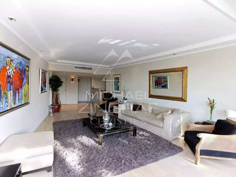 Appartement avec Vue sur mer Cap-d-antibes - 2 chambres - 110m²