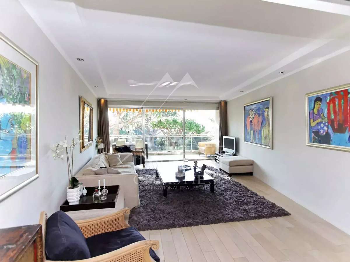 Appartement Cap-d-antibes