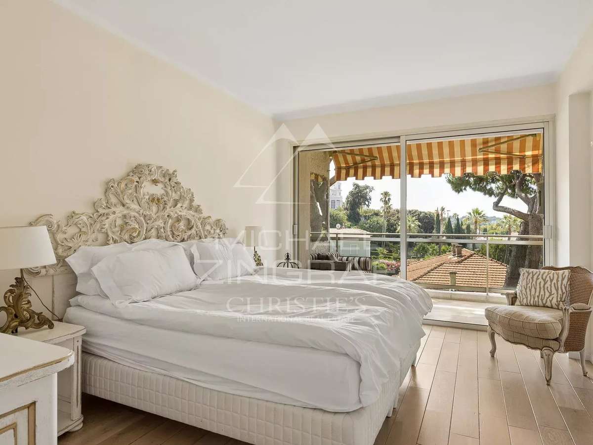 Apartment cap-d-antibes