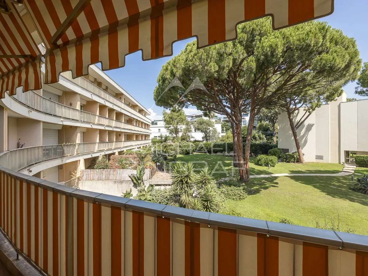 Apartment cap-d-antibes