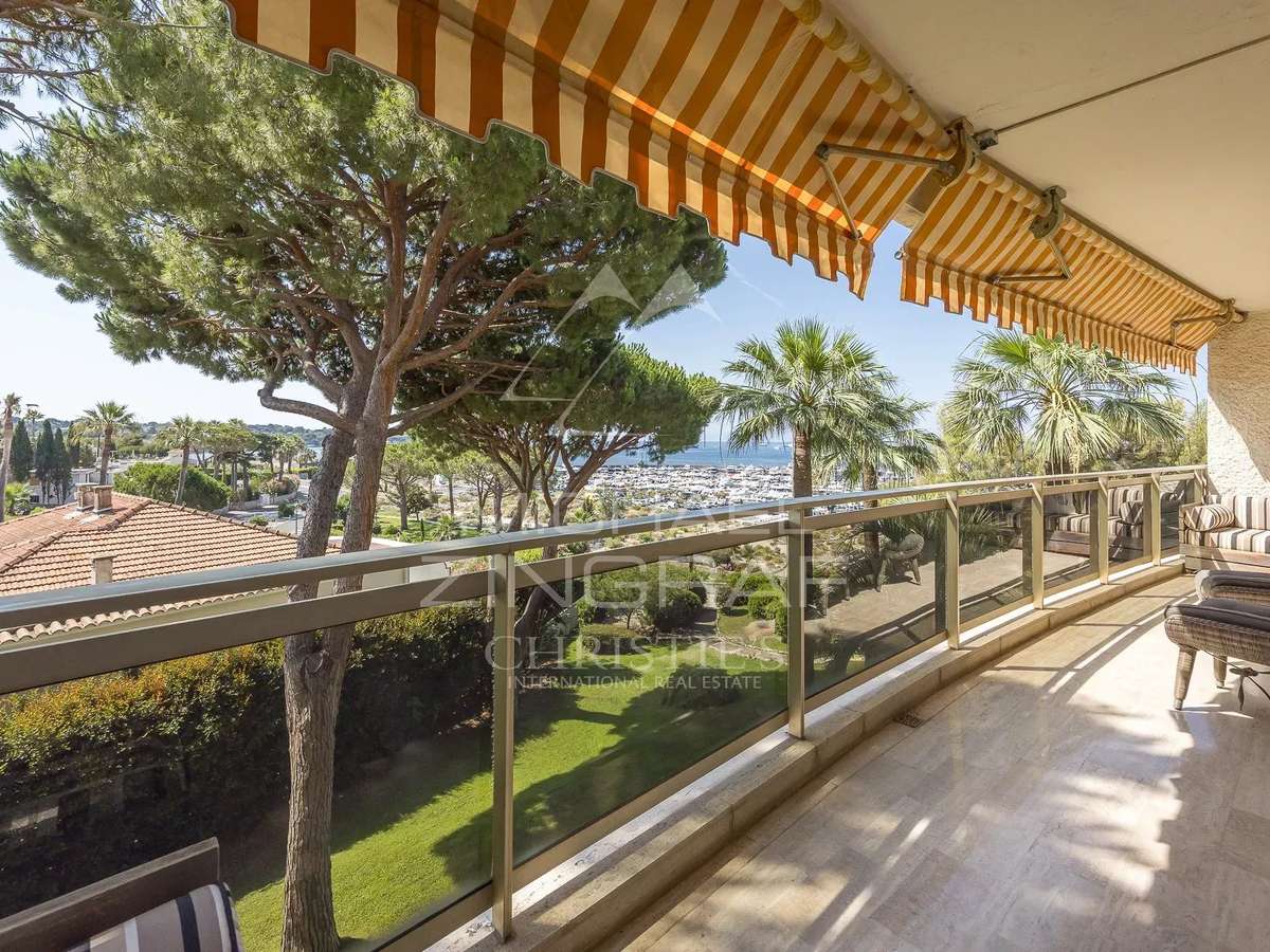 Apartment cap-d-antibes