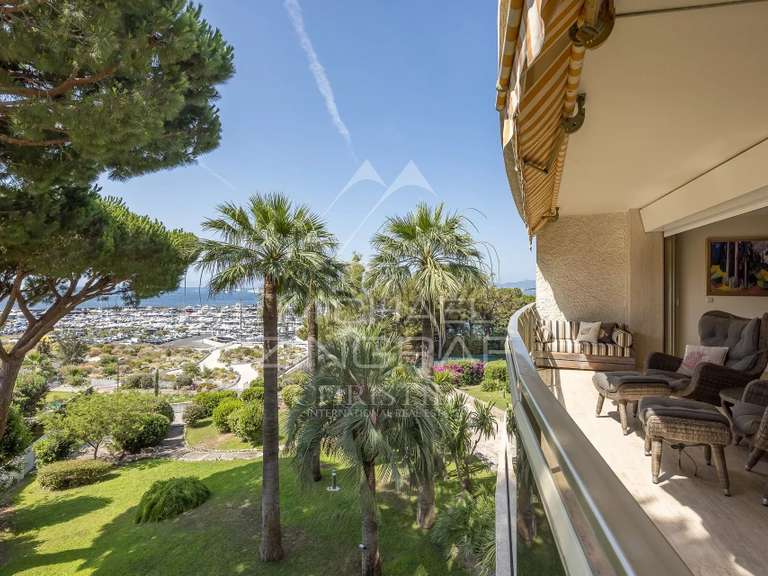 Appartement avec Vue sur mer Cap-d-antibes - 2 chambres - 110m²