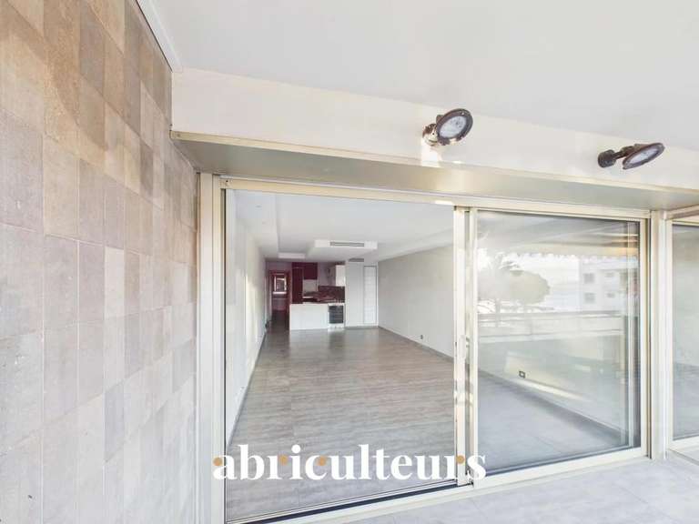 Appartement avec Vue sur mer Cap-d-antibes - 2 chambres - 84m²