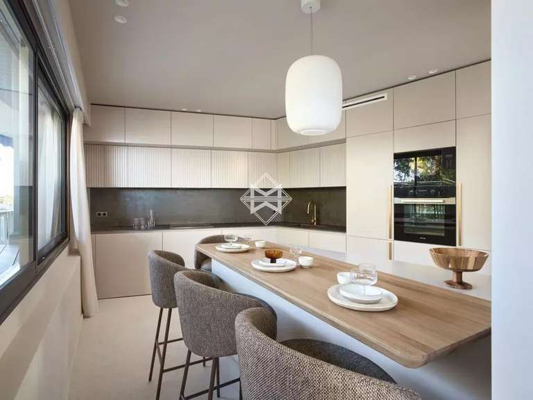 Appartement avec Vue sur mer Cap-d-antibes - 5 chambres - 281m²