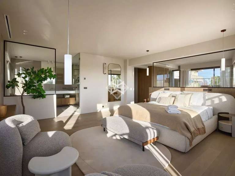 Appartement avec Vue sur mer Cap-d-antibes - 5 chambres - 281m²