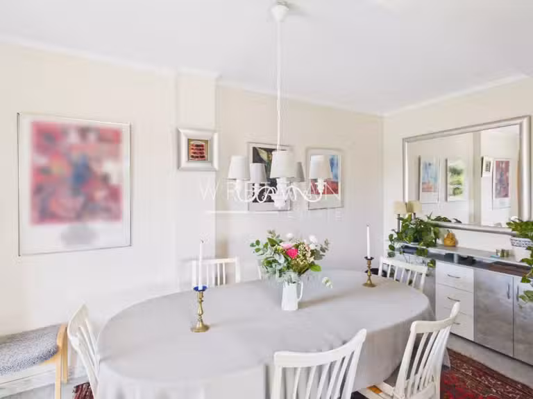 Appartement Cap-d-antibes - 2 chambres - 97m²