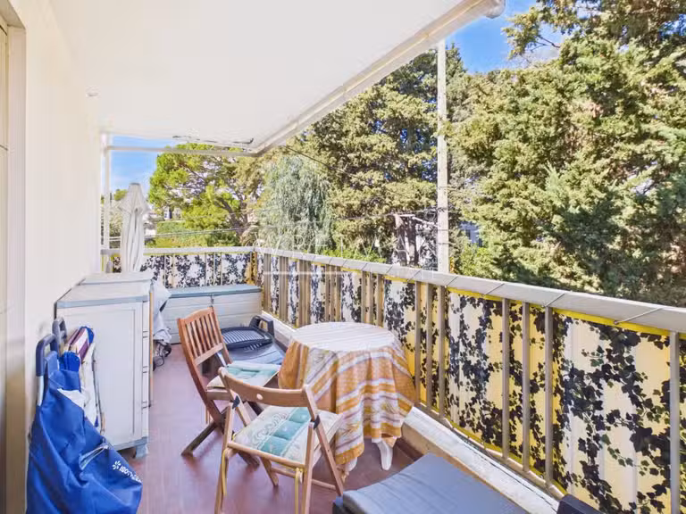 Appartement Cap-d-antibes - 2 chambres - 97m²