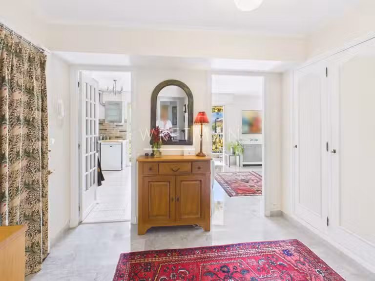 Appartement Cap-d-antibes - 2 chambres - 97m²
