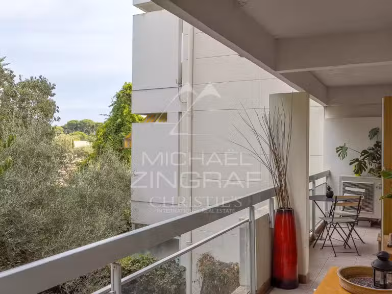 Appartement Cap-d-antibes - 2 chambres - 67m²