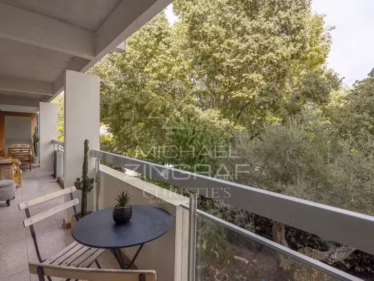 Appartement Cap-d-antibes - 2 chambres - 67m²