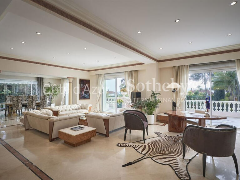 Hôtel particulier Cap-d-antibes - 5 chambres - 420m²