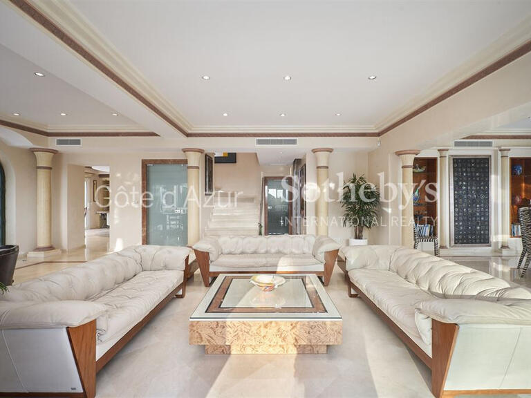 Hôtel particulier Cap-d-antibes - 5 chambres - 420m²