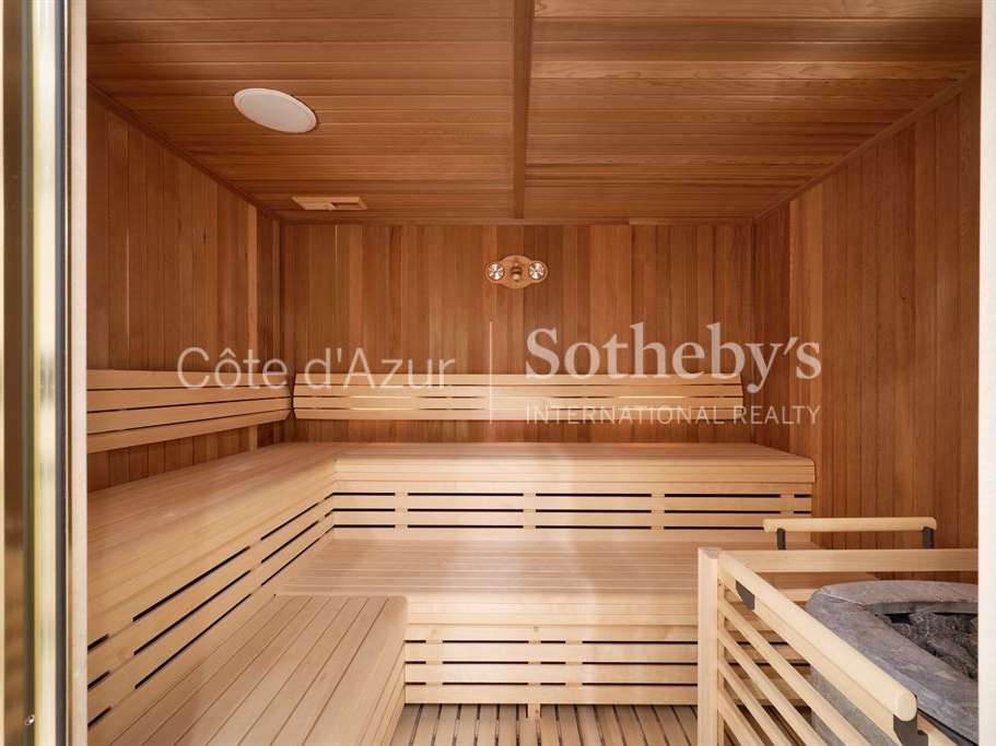 Mansion cap-d-antibes