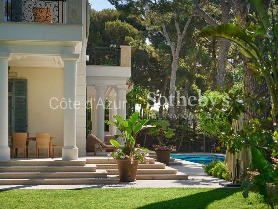 Mansion cap-d-antibes