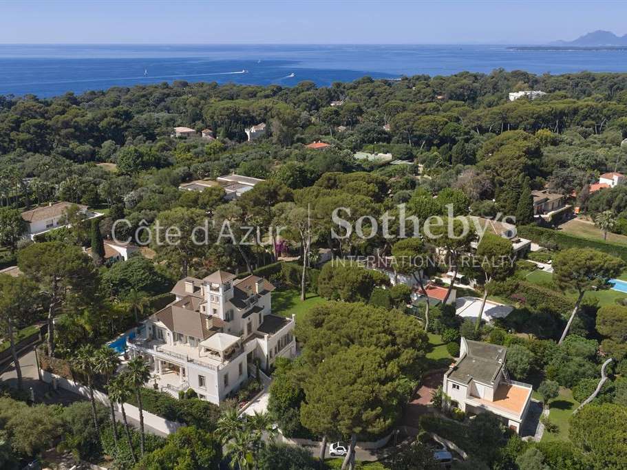 Hôtel particulier Cap-d-antibes