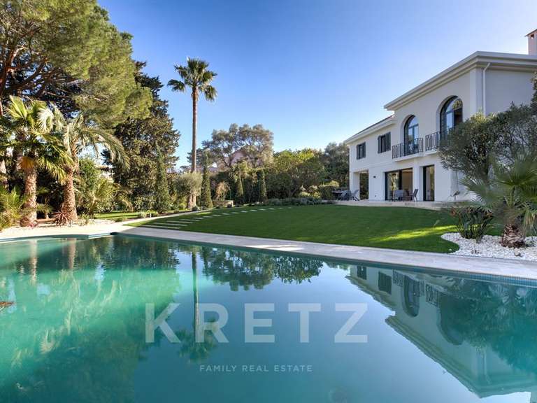House cap-d-antibes - 6 bedrooms - 300m²