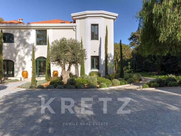 House cap-d-antibes - 6 bedrooms - 300m²