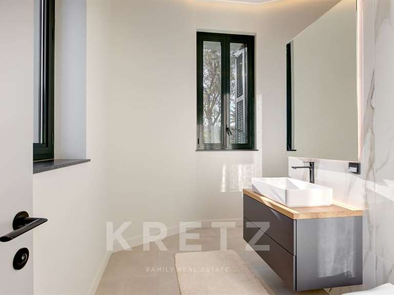 House cap-d-antibes - 6 bedrooms - 300m²