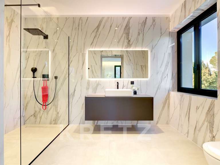 House cap-d-antibes - 6 bedrooms - 300m²