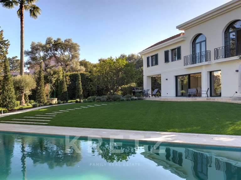 House cap-d-antibes - 6 bedrooms - 300m²