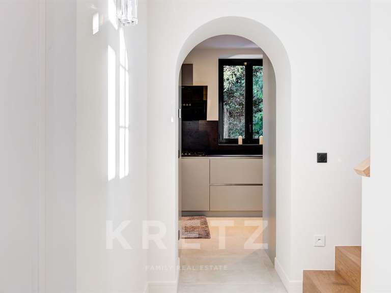 House cap-d-antibes - 6 bedrooms - 300m²