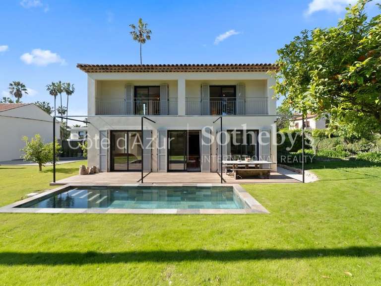 Maison Cap-d-antibes - 3 chambres - 167m²