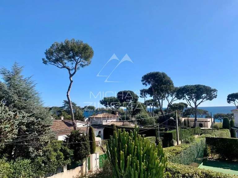House cap-d-antibes - 4 bedrooms - 230m²