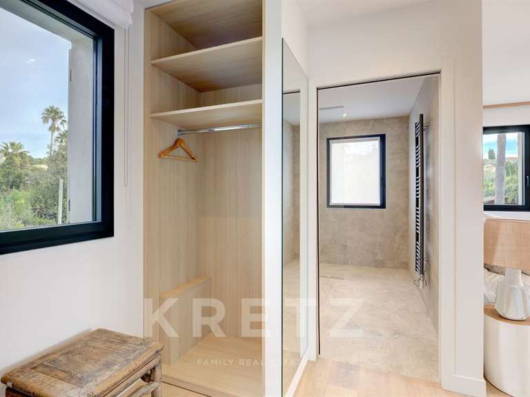 Maison Cap-d-antibes - 3 chambres - 164m²