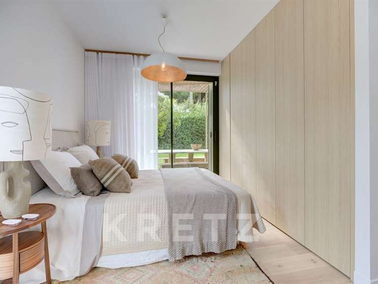 Maison Cap-d-antibes - 3 chambres - 164m²