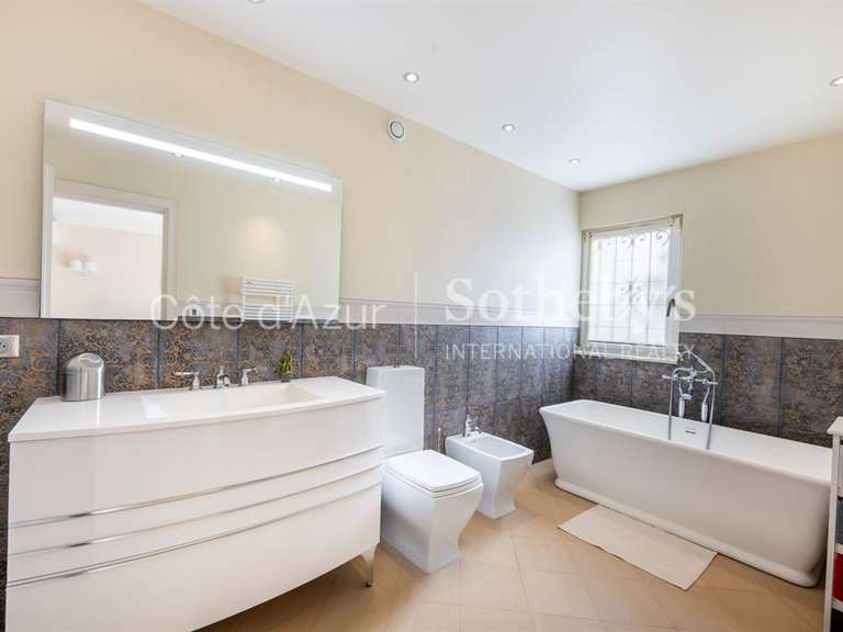 Maison avec Vue sur mer Cap-d-antibes - 5 chambres - 240m²