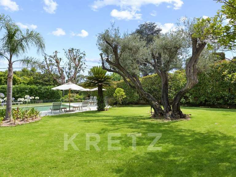 Maison avec Vue sur mer Cap-d-antibes - 5 chambres - 253m²