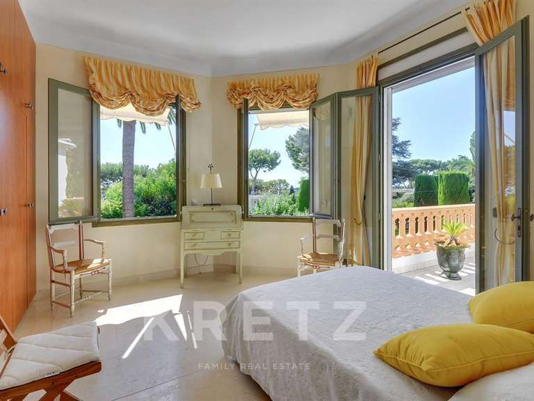 Maison avec Vue sur mer Cap-d-antibes - 5 chambres - 253m²