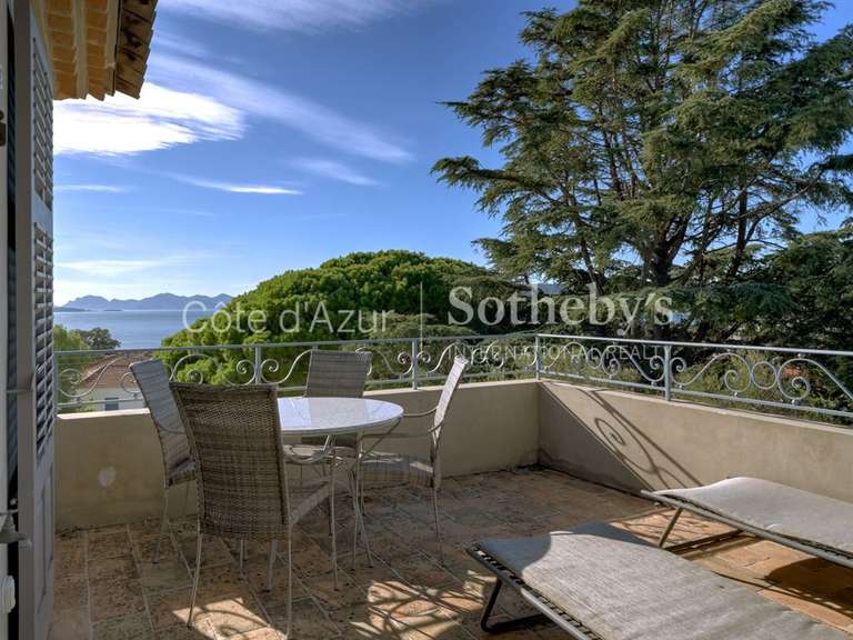 House with Sea view cap-d-antibes - 4 bedrooms - 300m²