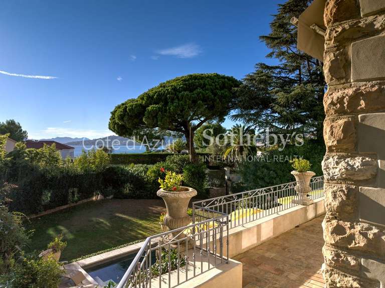 House with Sea view cap-d-antibes - 4 bedrooms - 300m²